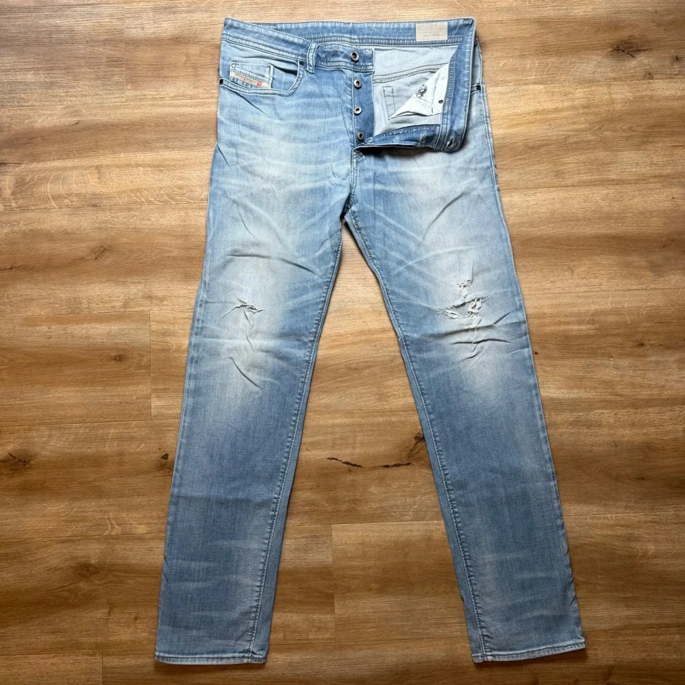 Diesel Buster Jeans Mens 33x32 Light Wash Slim Tapered Stretch Distressed 0831D